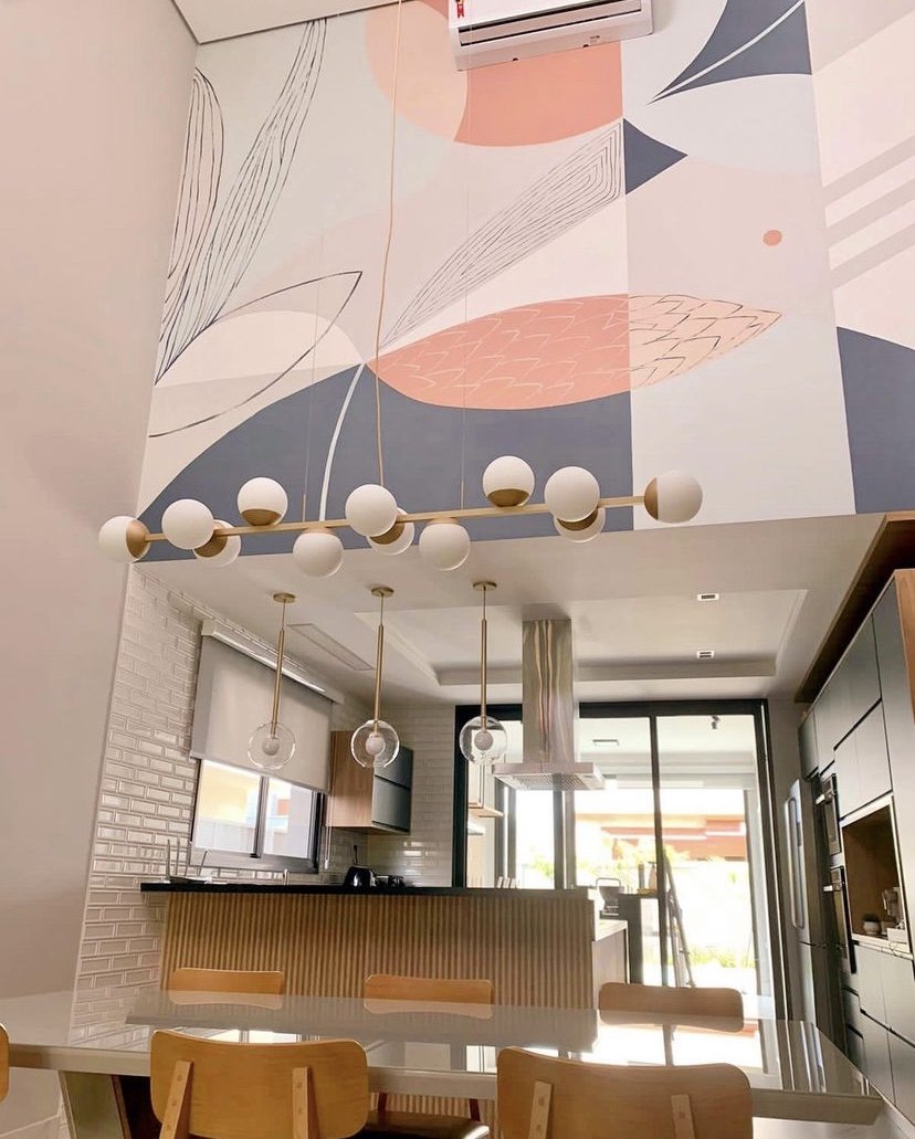 Intervenção artística em ambiente residencial contemporâneo